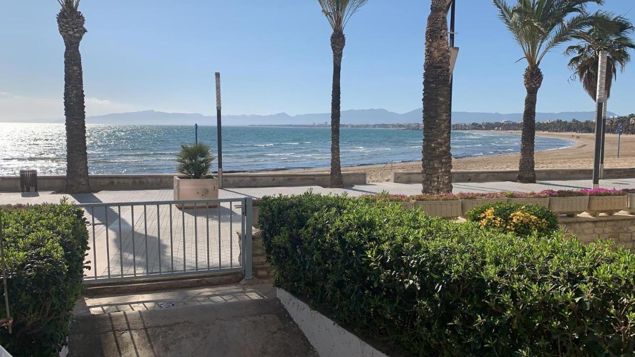 Horizonte Frontbeach Apartment Salou
